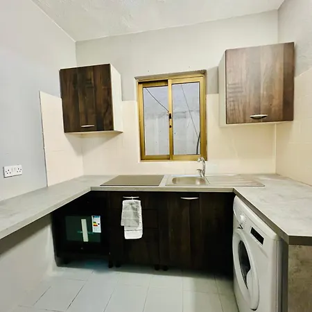 Budget Friendly 2 Bedroom In The Heart Of St Julians, Paceville *